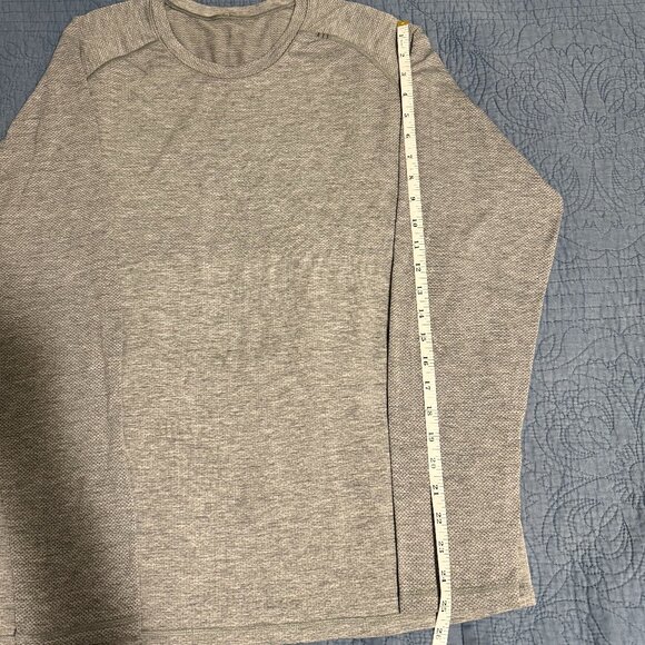 Lululemon Men's Metal Vent Tech Long Sleeve Shirt - Picture 3 of 5